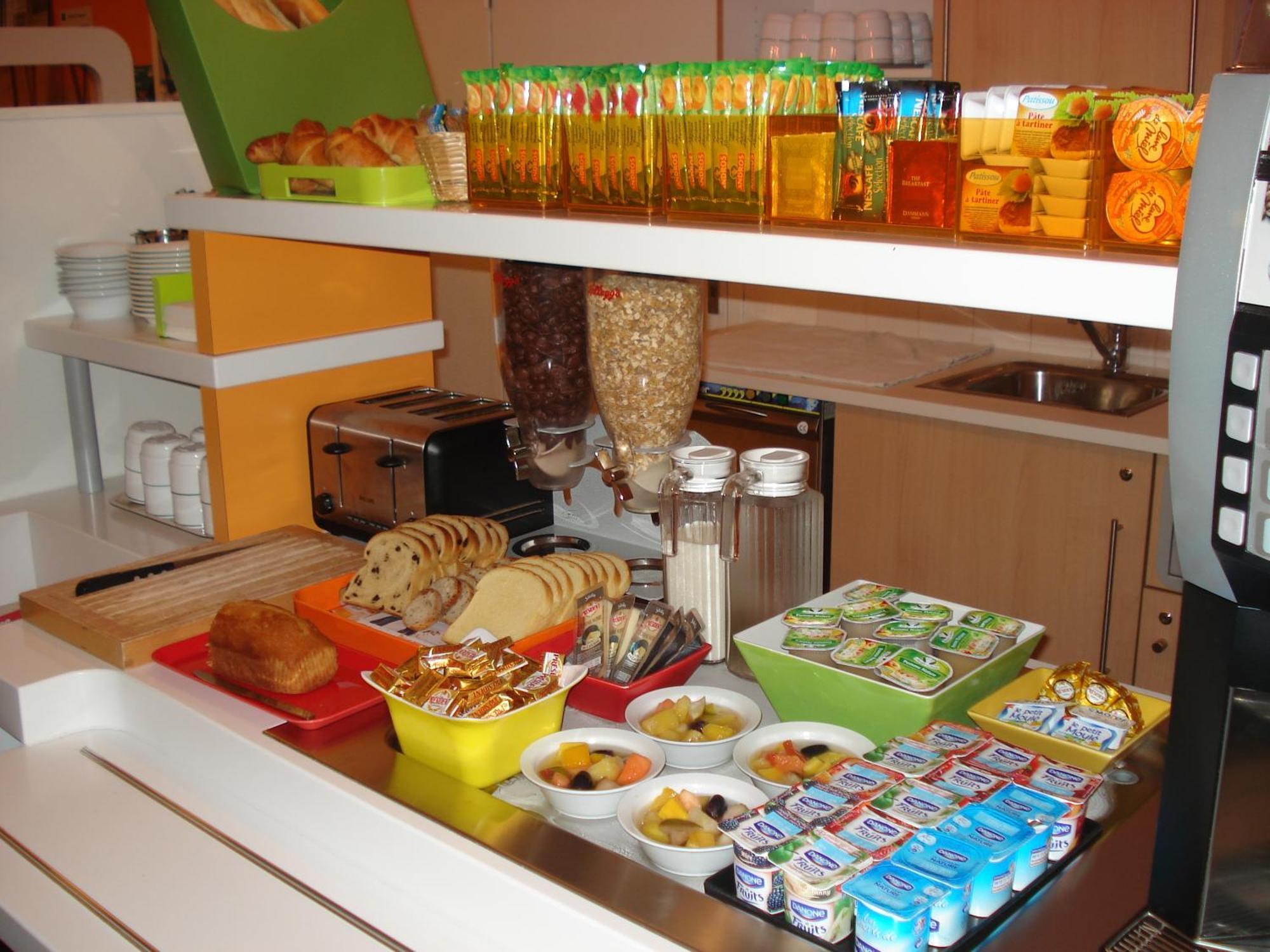 Hotel Ibis Budget Sud A9/a61 2*